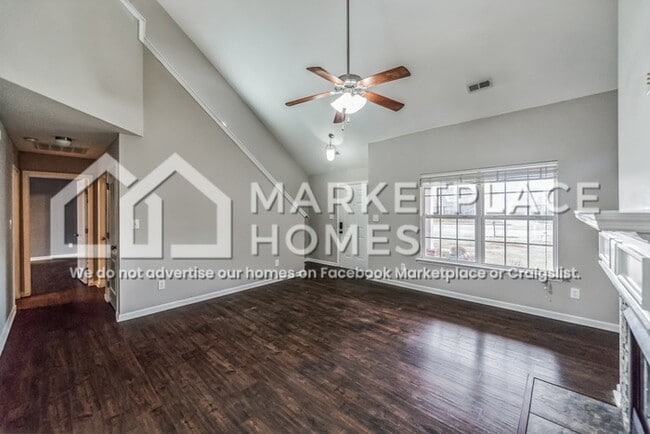 Building Photo - 15820 Flat Rock Ct NW