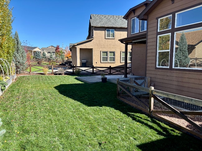 Building Photo - 7112 Jagged Rock Cir
