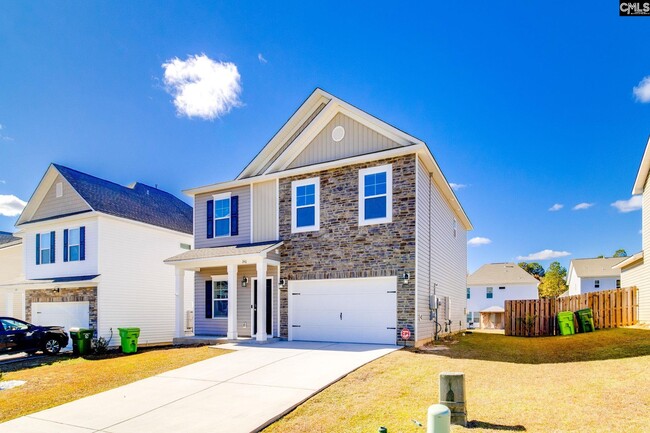 Foto del edificio - 246 Honey Hill Way