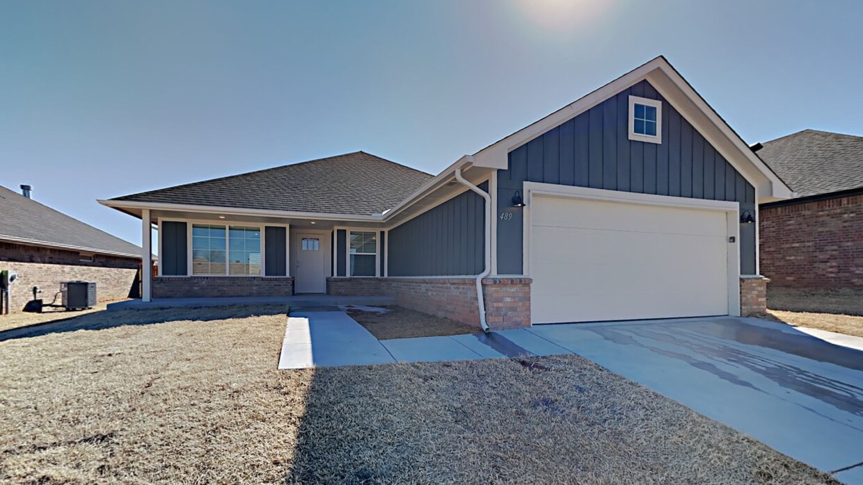 Foto principal - Brand New 4 Bed 2 Bath Home in Shawnee