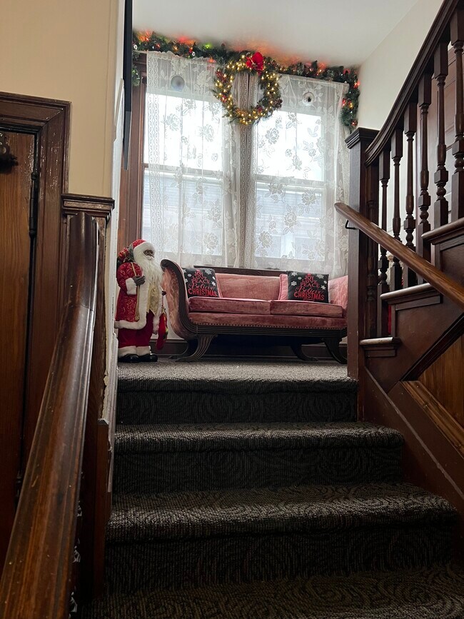 Área común - 105 E Gowen Ave