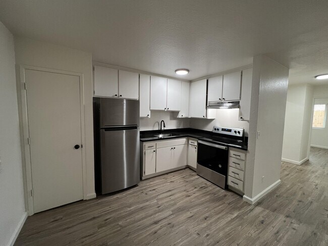 Building Photo - 2950 Lanning Ave