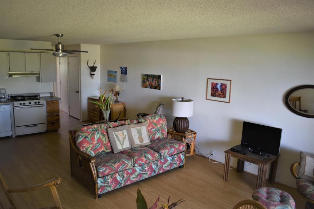 Primary Photo - 7148 Kamehameha V Hwy., B306
