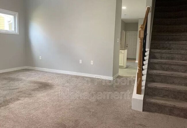 Building Photo - 2111 North Ave