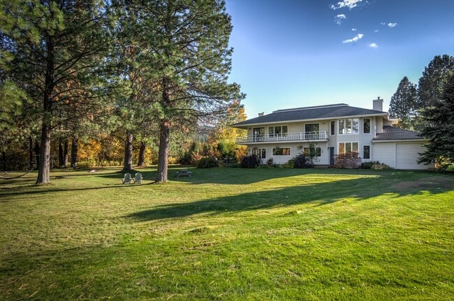 Building Photo - 389 Birch Haven Dr