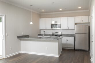 Interior Photo - Hamilton Villas