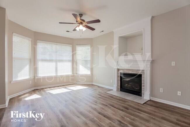 Building Photo - 1903 Sugarbush Dr