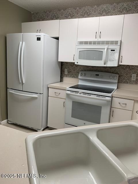 Foto principal - 800 Ironwood Dr