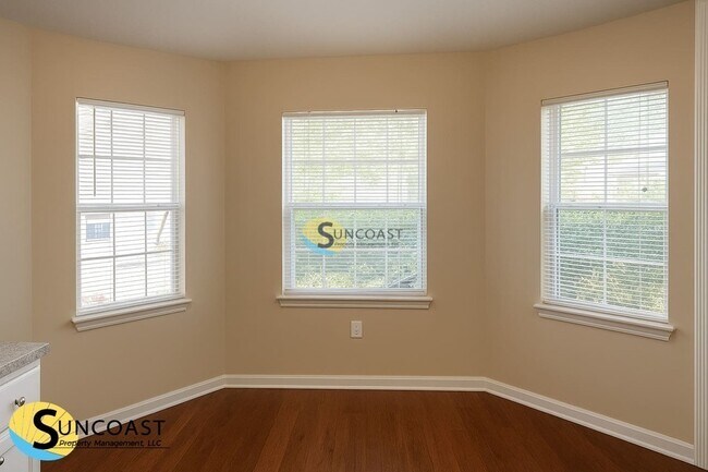 Foto del edificio - 5550 Oak Crossing Dr