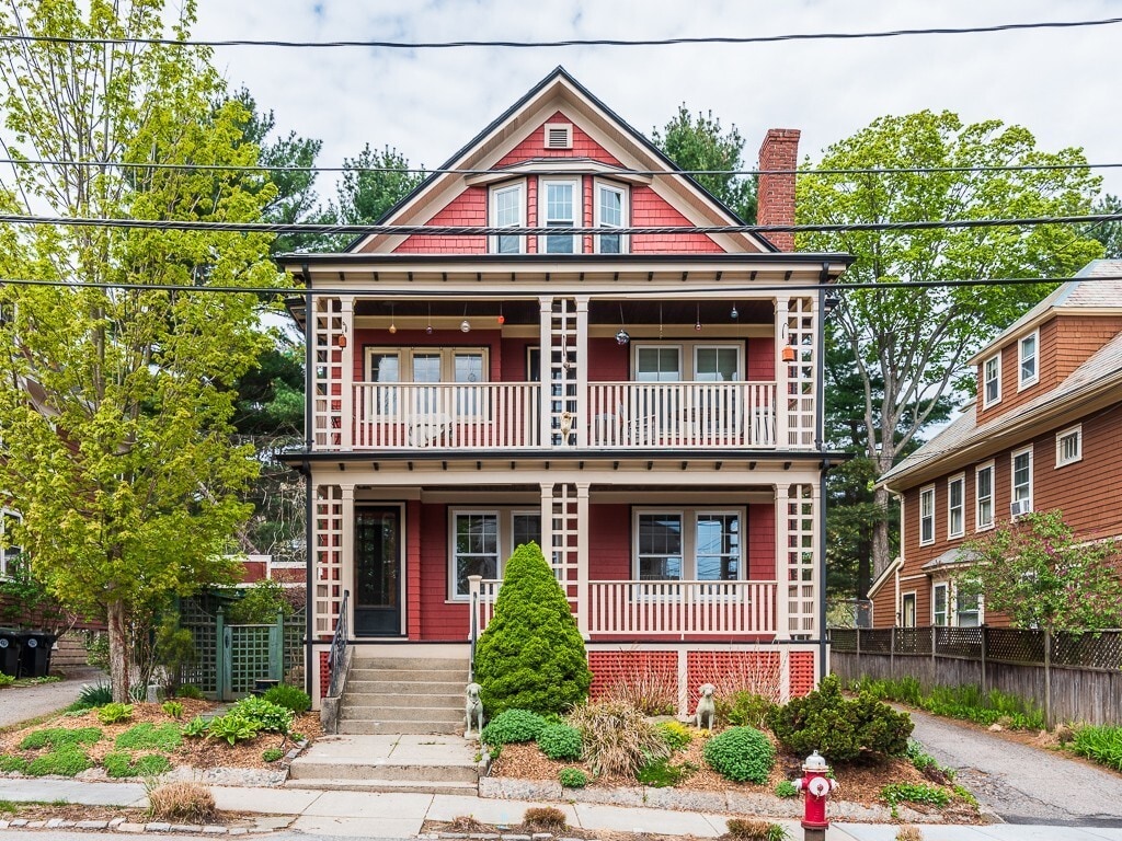 59 Commonwealth Rd Unit 1, Watertown, MA 02472 Room for Rent in Watertown, MA