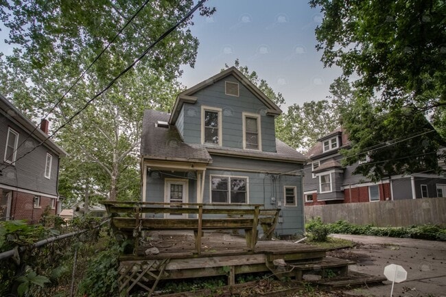 Building Photo - 4116 Terrace St