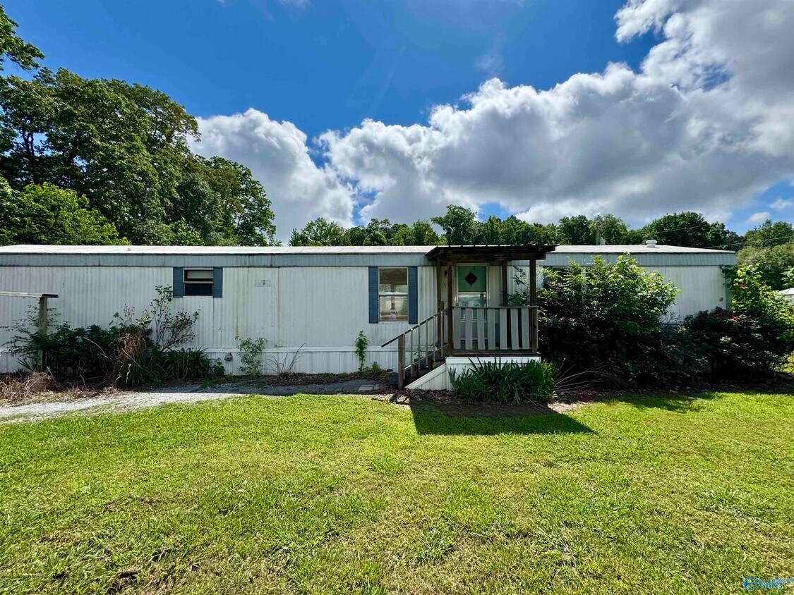 Foto principal - 15975 Witty Mill Rd