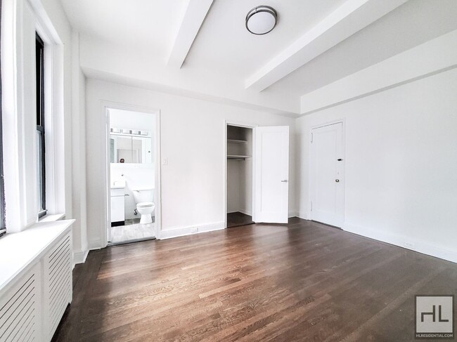 Building Photo - EAST 46 STREET