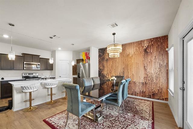 Foto del edificio - 205 FieldTrail Ln