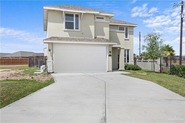 Building Photo - 700 S Tecate Dr