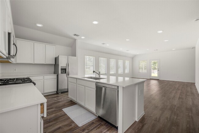 Foto del edificio - 1351 Antigua Dr