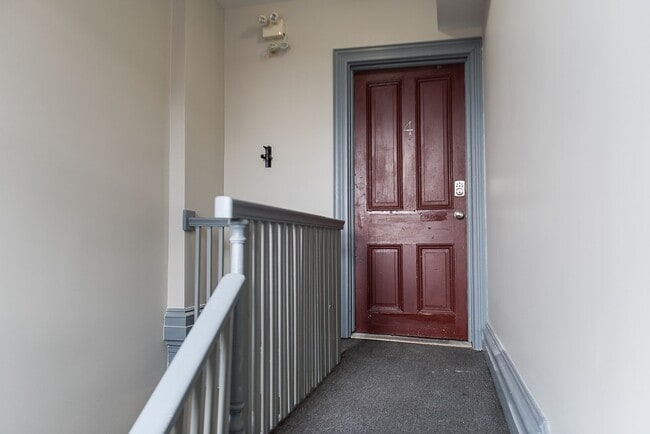 Building Photo - 1008 N 3rd St