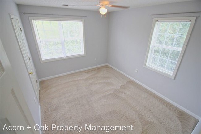 Foto del edificio - 3730 Pardue Woods Pl
