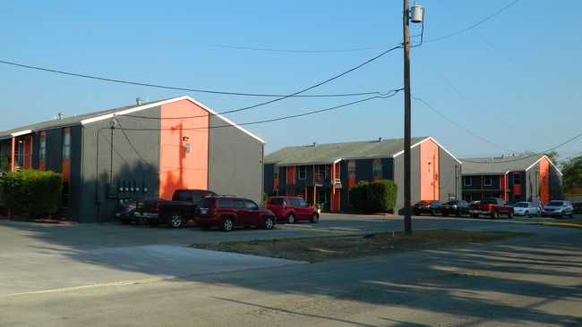 Building Photo - The Kelly Apartments