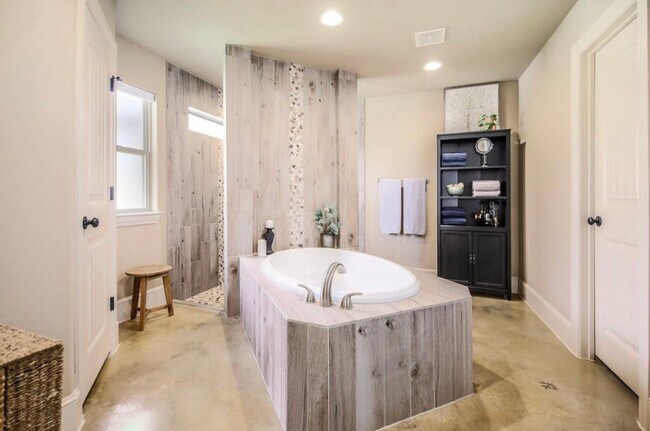 Foto del edificio - 108 Quail Run