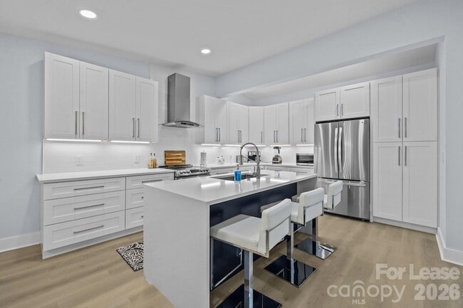 Building Photo - 8609 Cedarbrook Dr