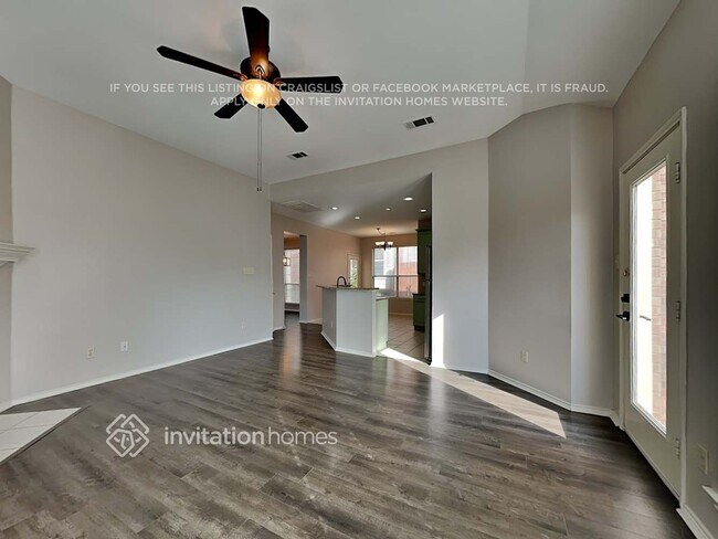 Foto del edificio - 1755 Cresthill Dr