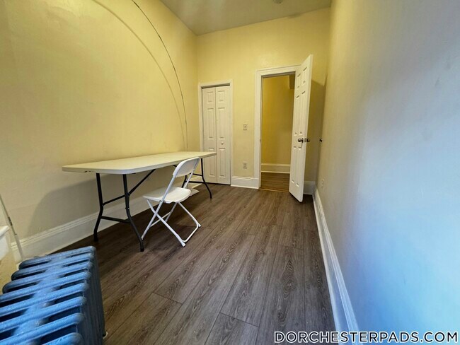 Foto del edificio - 81 Ruthven St