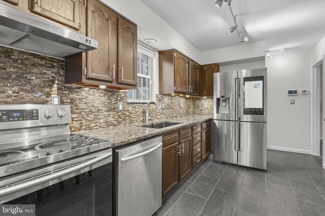 Foto del edificio - 3743 8th St