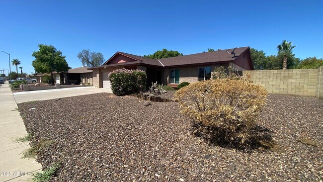 Foto del edificio - 16638 N 46th Ln
