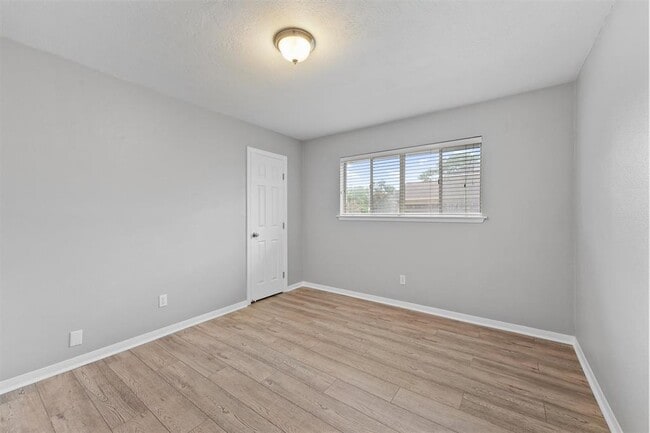 Building Photo - 1311 Creek Hollow Dr