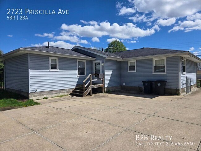 Foto del edificio - 2723 Priscilla Ave