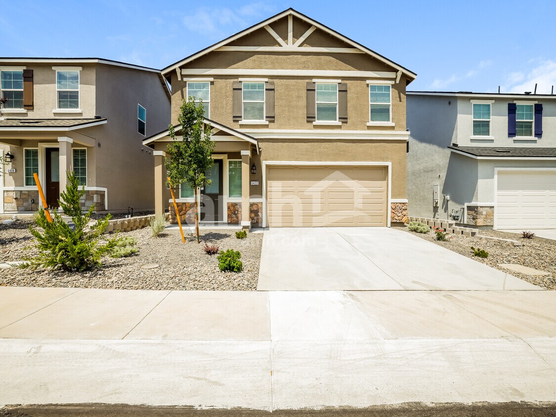 Primary Photo - 6433 Intuition Ln