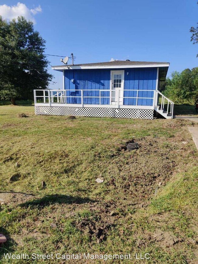 Building Photo - 3 br, 1 bath House - 1295 Goldsborough Dr