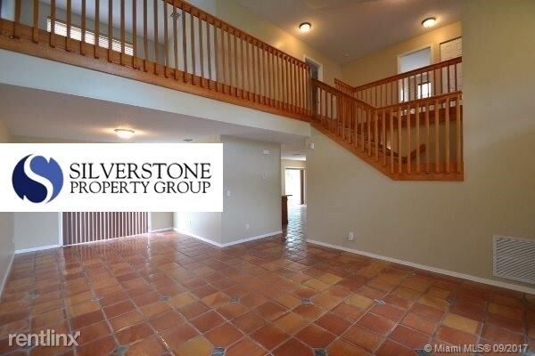 Foto principal - 1345 SW 180th Ave