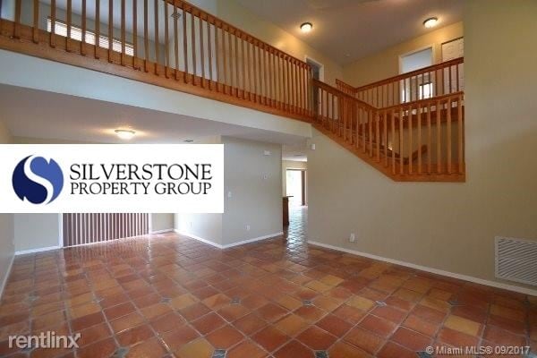 Primary Photo - 1345 SW 180th Ave