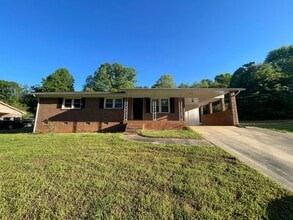 Building Photo - 1812 Quail Run Dr
