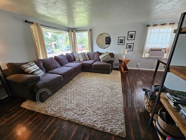 Foto del edificio - 4612 N Bemis St