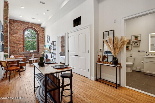 Foto del edificio - 179 Chelsea Ave