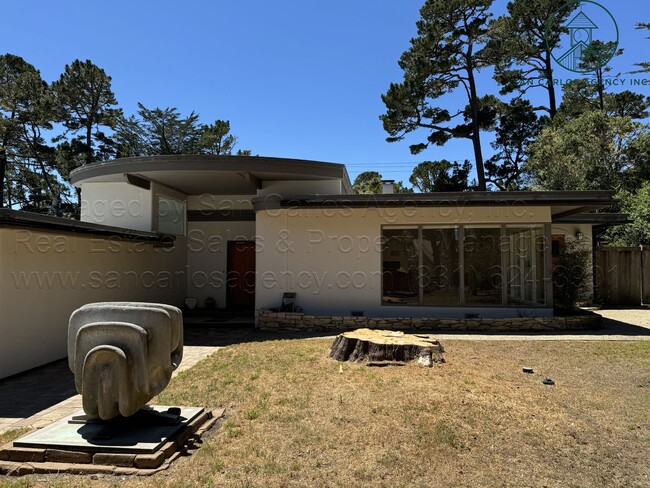 Building Photo - Two Bedroom Mid-Century Home in Pebble Beach