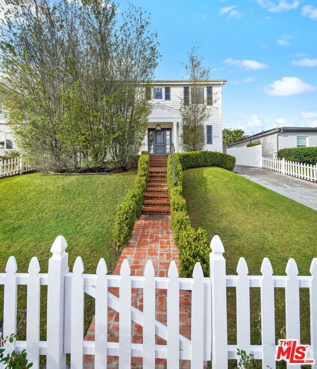 Building Photo - 8125 Colegio Dr