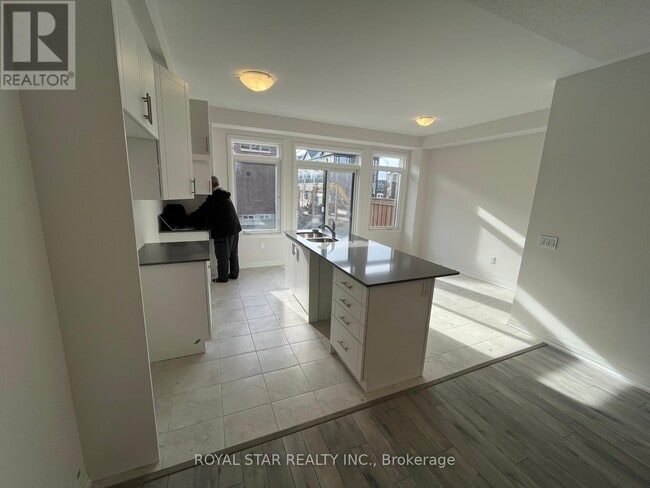 Building Photo - 474 Provident Wy