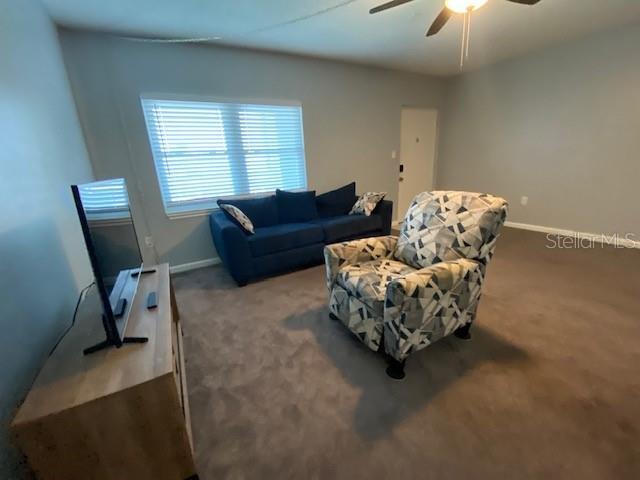 Foto del edificio - 7321 Central Ave