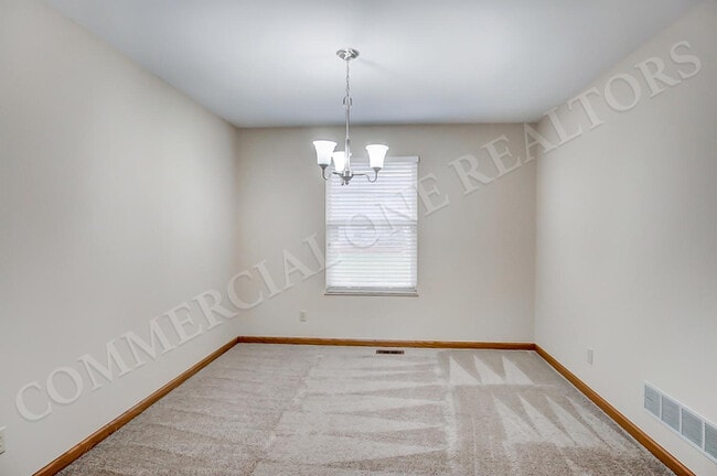 Building Photo - Beautiful 4 Bedroom Home near Mill Run