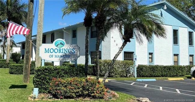 Photo - 4885 SE Capstan Ave Apartment