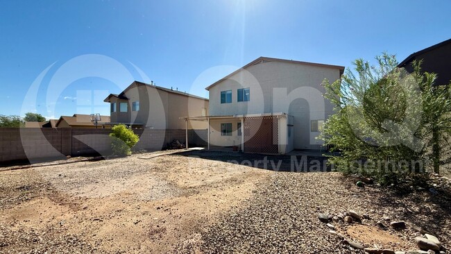 Building Photo - 1678 E Silktassel Trail