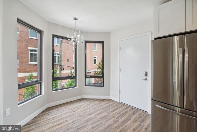 Building Photo - 855 N 16th St