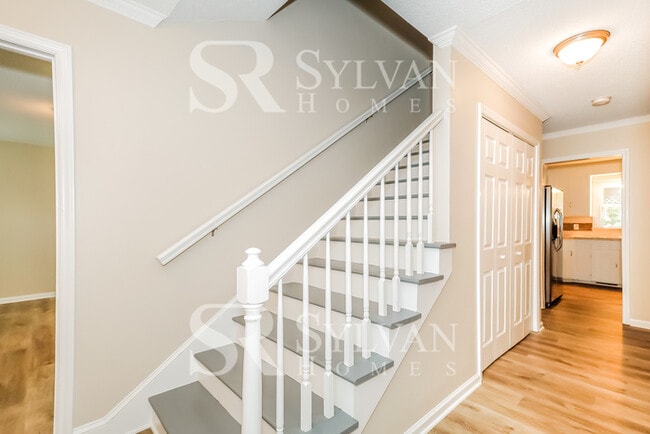 Foto del edificio - The living is easy in this 4 bedroom, 2 bathroom home