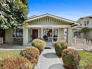 Foto principal - 225 S Olive St