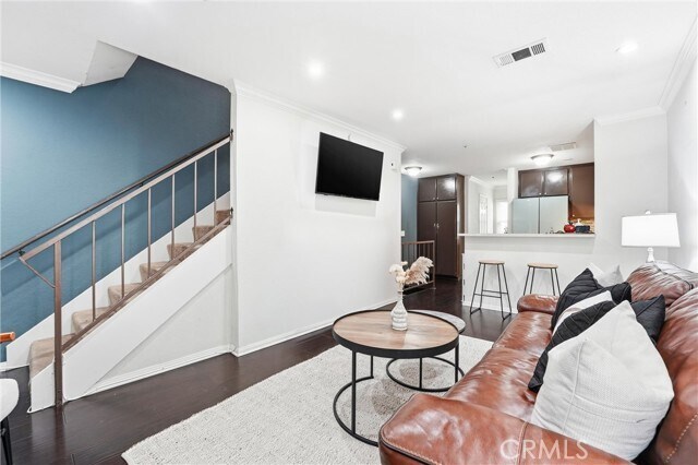 Foto del edificio - 334 S Walnut Ave