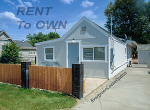 Building Photo - 603 Military St